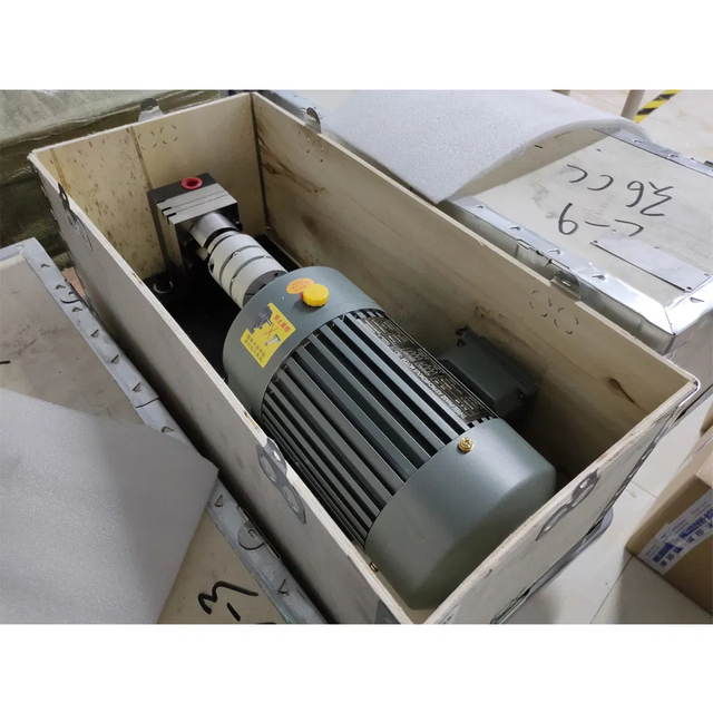 Pompe doseuse à engrenages à engagement interne, pompe doseuse volumétrique de précision à 0,3 % pour catalyseur de résine adhésif thermofusible phénolique